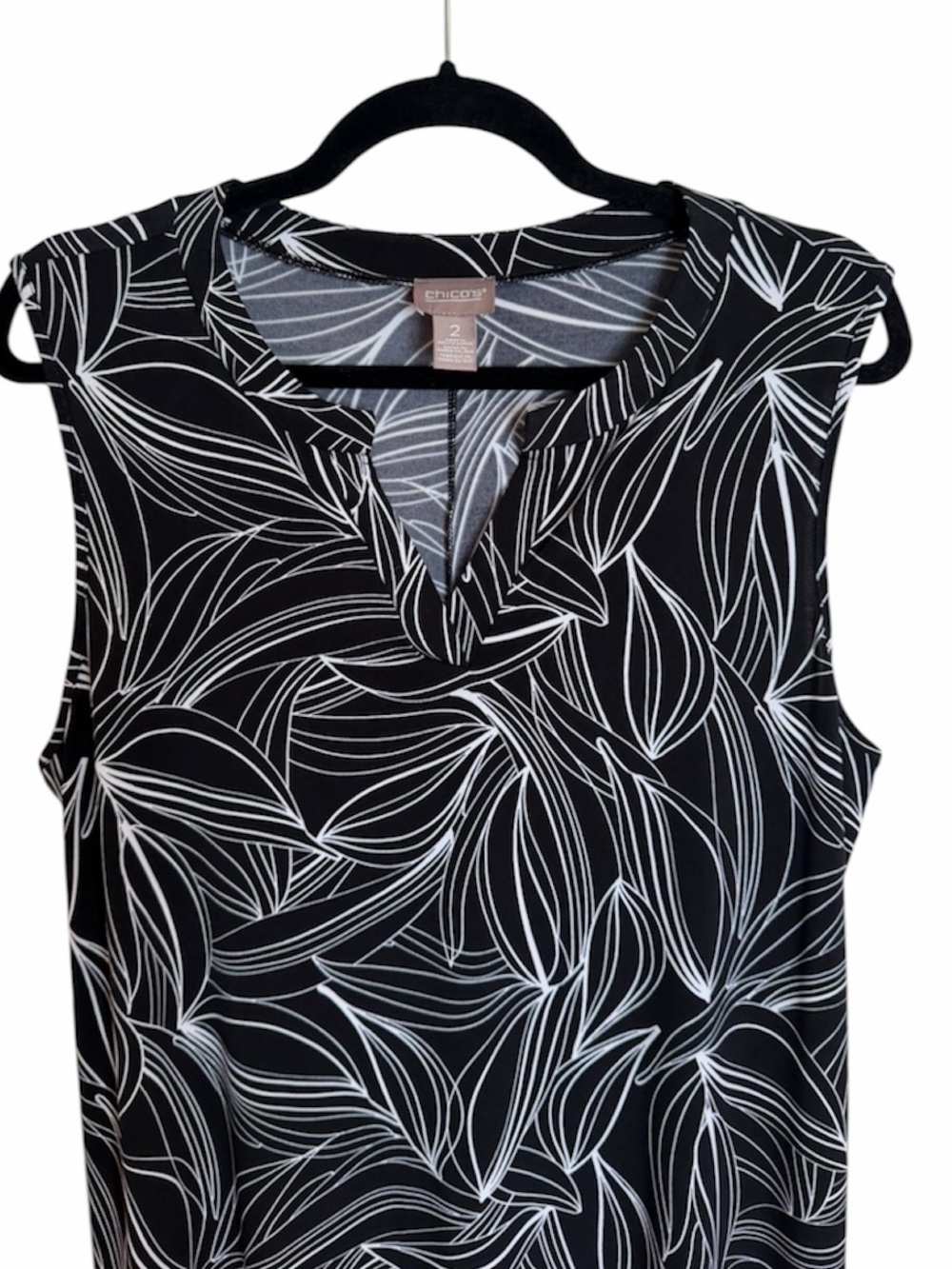 Chico's Black White Leaf Print Sleeveless V Neck A line Dress. Size Large. - Picture 4 of 6